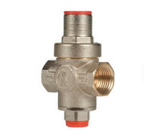 Регулятор давления бытовой Giacomini R153C 1/2″ ДУ-15 Ру-23 муфтовый поршневой R153CX003