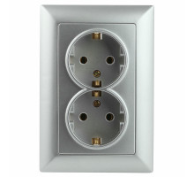 Розетка Intro Solo 2021 4-205 2X2P+E Schuko, 16А-250В, 2-местная, для скрытой установки, с заземлением, IP20, цвет - алюминиевый
